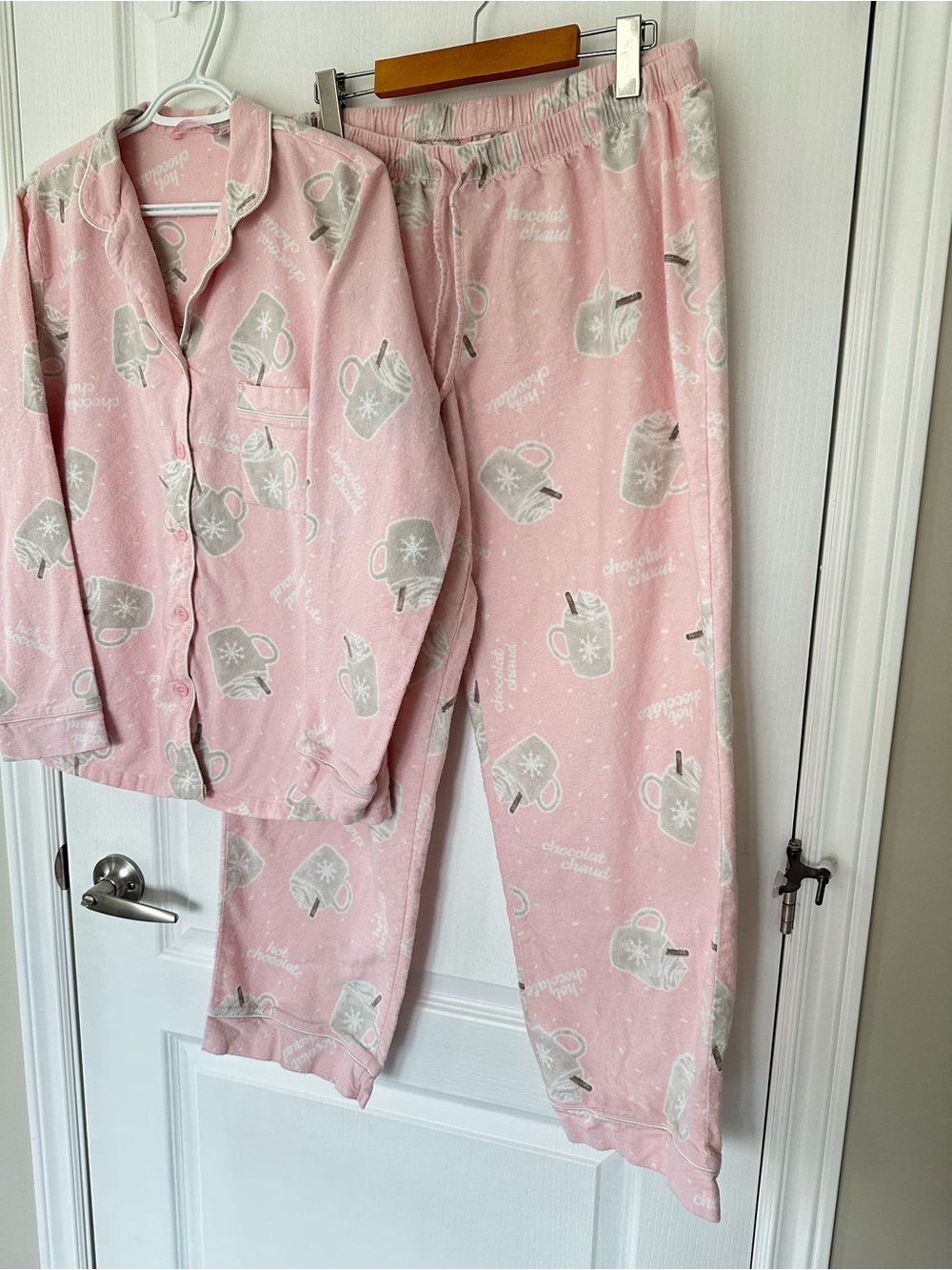 La Vie En Rose Cozy Pink Women's Pajama Set Soft Long-Sleeve Button-Up Flannel L - Picture 4 of 13